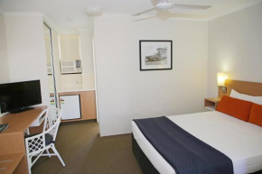 Darcy Arms Hotel Motel